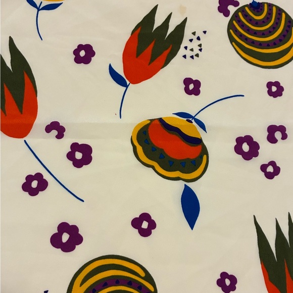 Floral Patterned Scarf - Picture 3 of 5